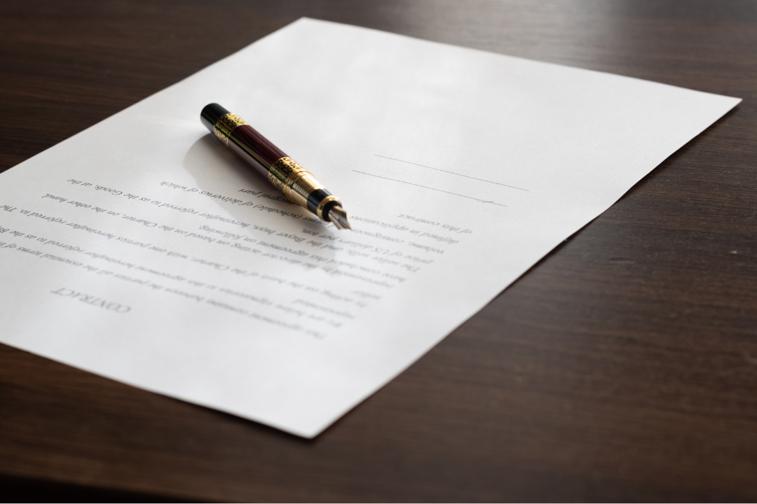Essential Clauses to Include in a Freelance Contract